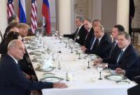 Трамп и Путин закончили переговоры с глазу на глаз