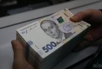 Украинцы нарастили кредиты в банках почти на треть