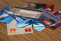 НБУ хочет повысить долю расчетов платежными картами до 55%