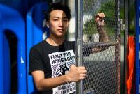 Лидера протестов в Гонконге жестоко избили молотками