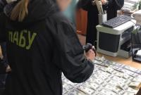 В Харькове на взятке в 4 тыс. долларов разоблачили судью