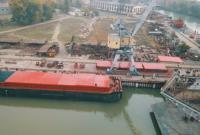 В Україні завершують будівництво баржі місткістю 2,3 тис тонн зерна