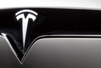 Tesla 7 января начинает массовую продажу "китайских" электрокаров